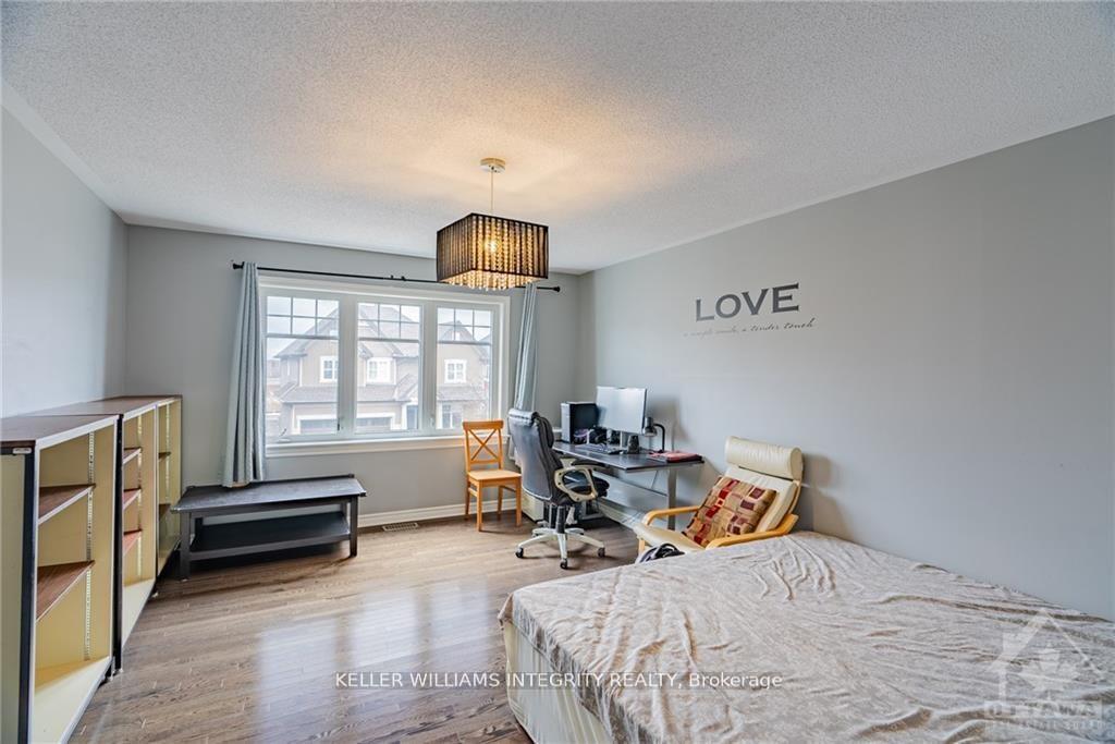 Photo 17 of 236 Gracewood Crescent, Ottawa, Blossom Park/Kemp Park/Findlay Creek — HOMEH