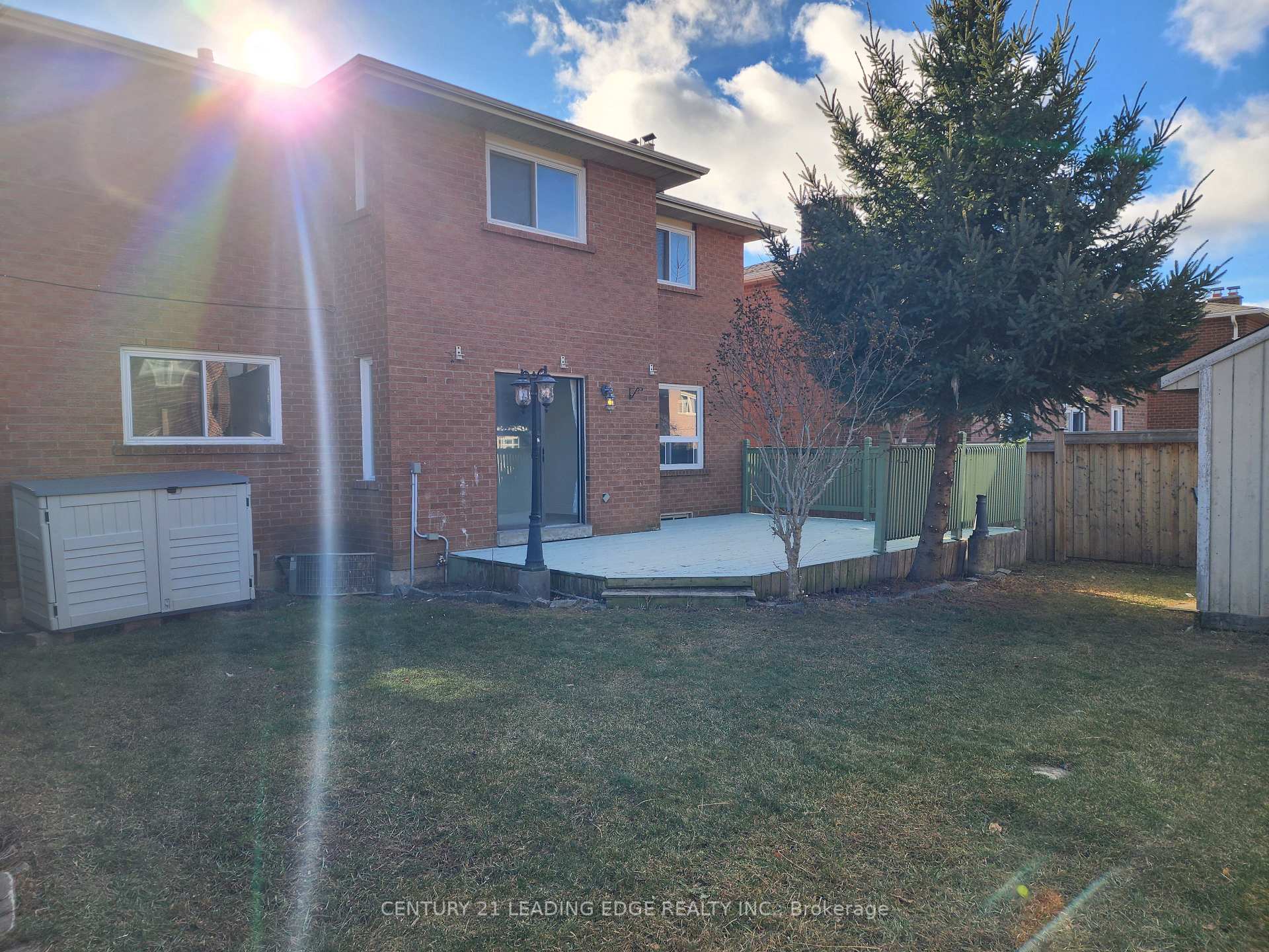 Photo 20 of 171 Ridgefield Crescent, Vaughan, Maple — HOMEH