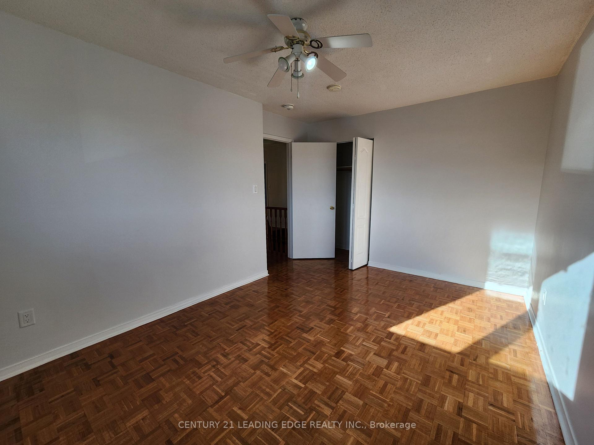 Photo 38 of 171 Ridgefield Crescent, Vaughan, Maple — HOMEH