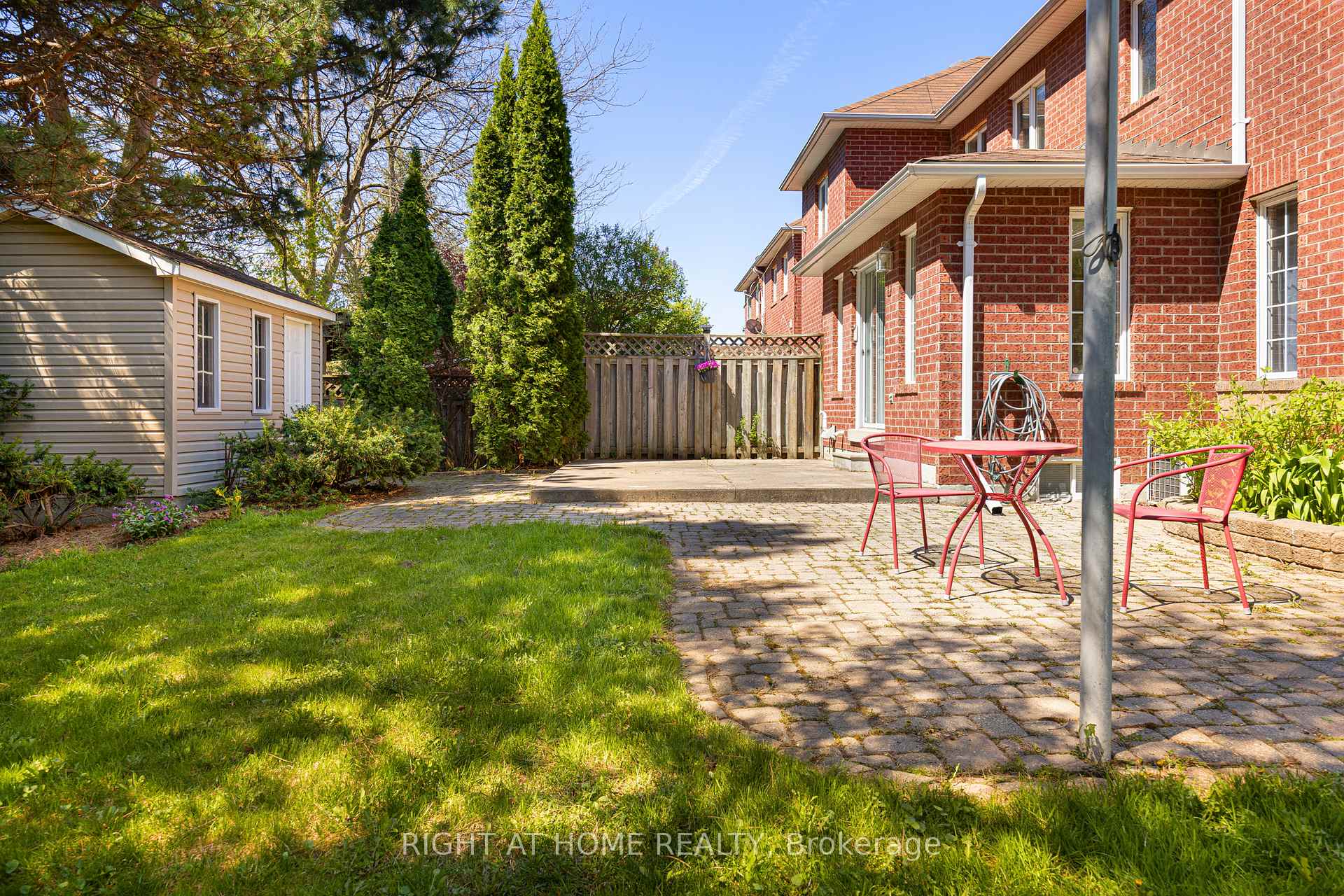 Photo 32 of 33 Threadgold Court, Whitby, Lynde Creek — HOMEH