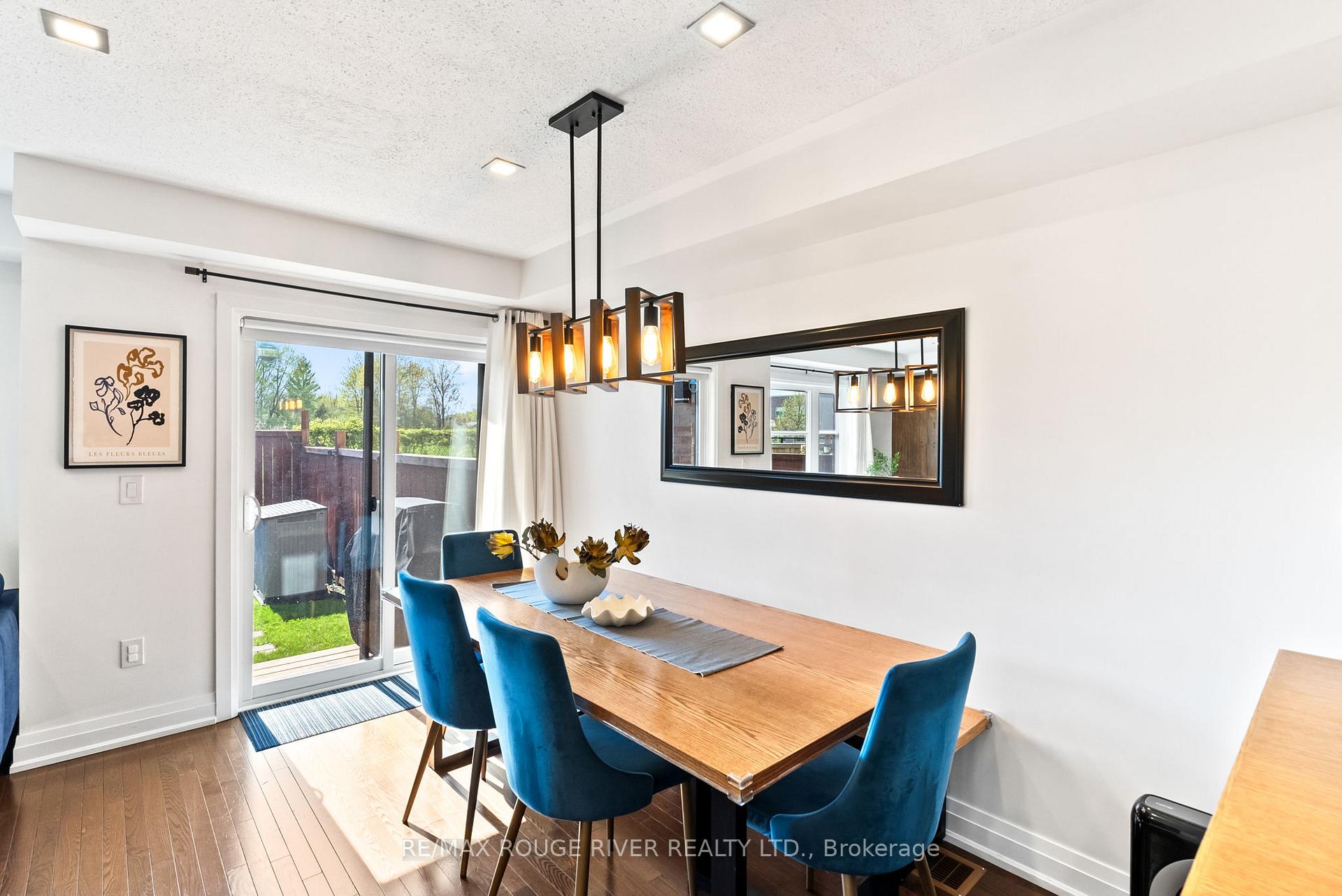 Photo 15 of 44 Jerseyville Way, Whitby, Downtown Whitby — HOMEH