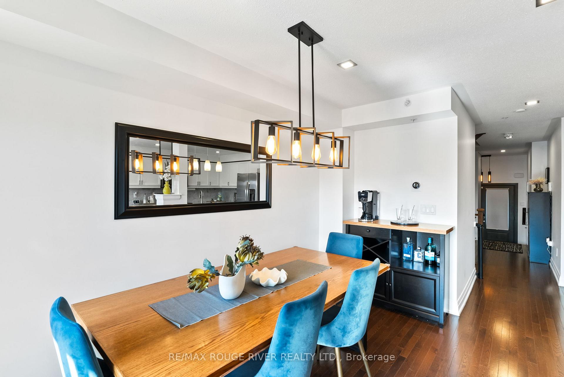 Photo 16 of 44 Jerseyville Way, Whitby, Downtown Whitby — HOMEH