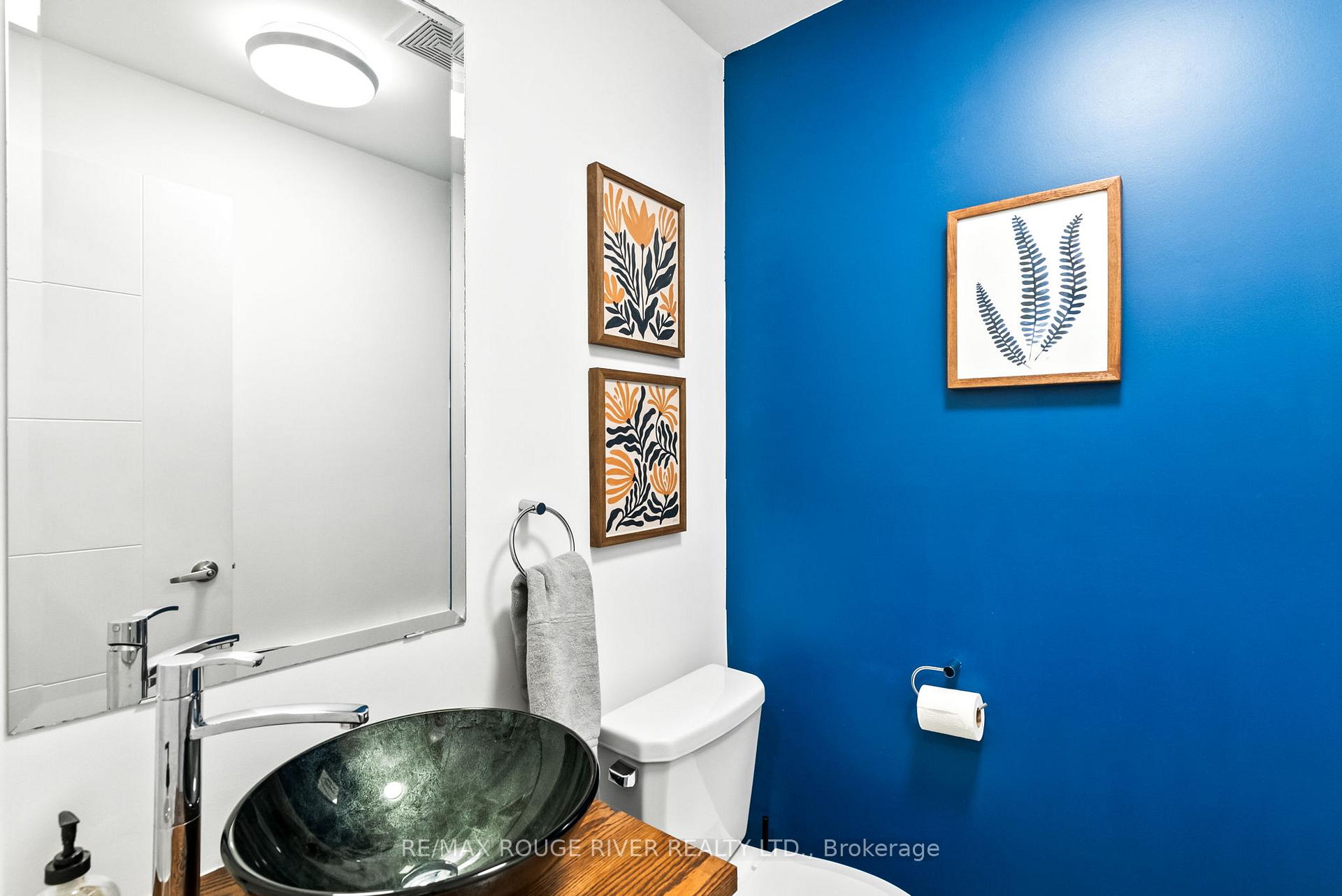 Photo 18 of 44 Jerseyville Way, Whitby, Downtown Whitby — HOMEH