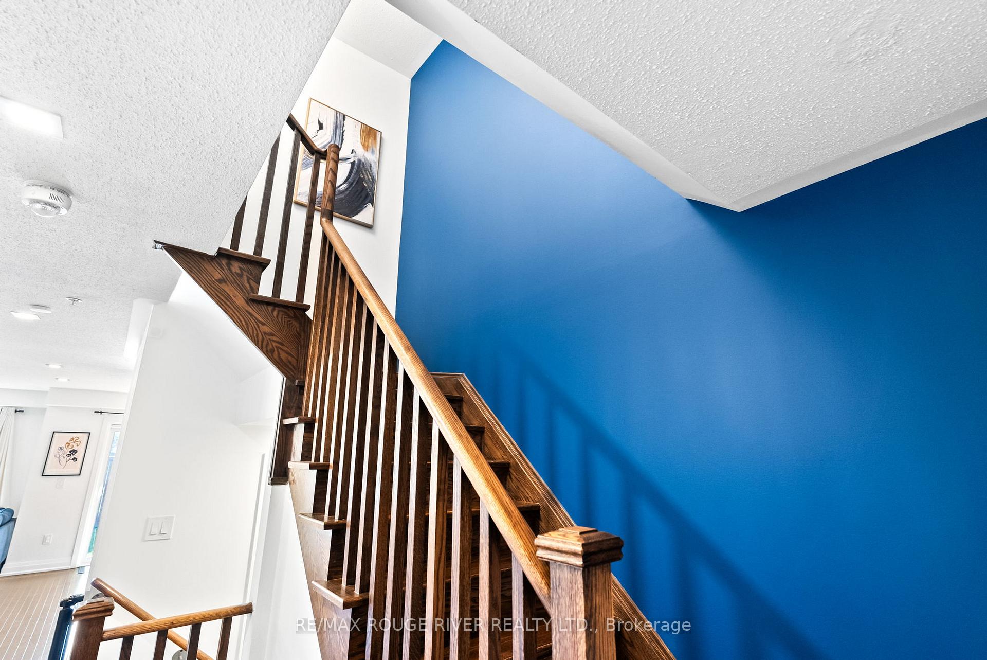 Photo 19 of 44 Jerseyville Way, Whitby, Downtown Whitby — HOMEH