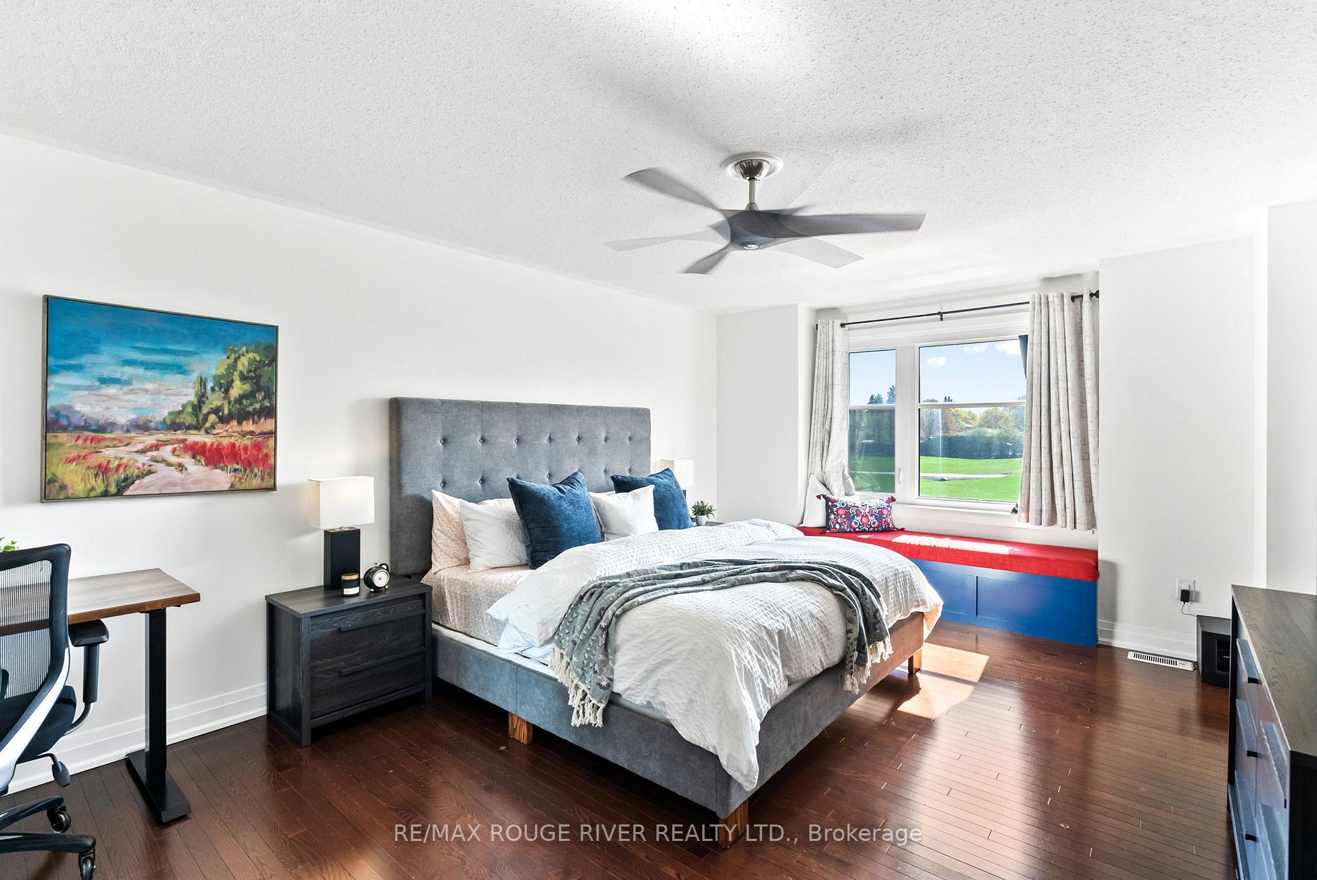 Photo 21 of 44 Jerseyville Way, Whitby, Downtown Whitby — HOMEH