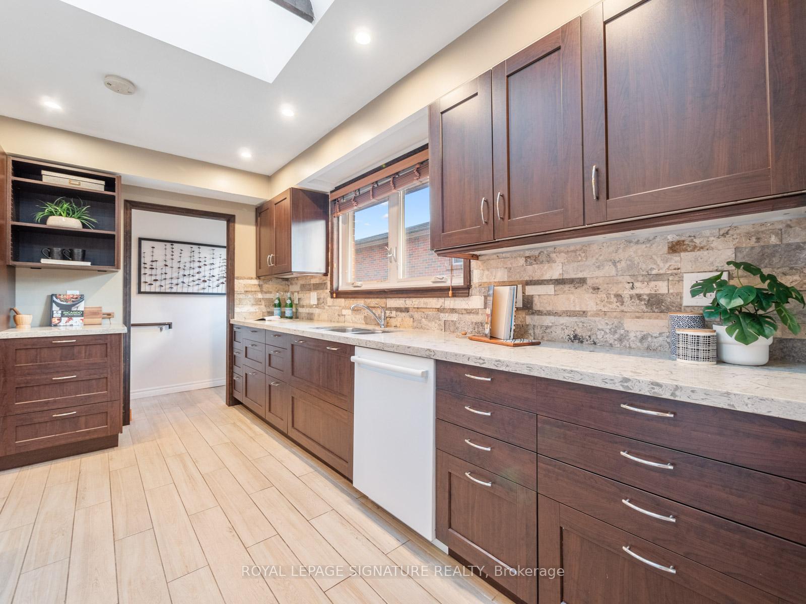 Photo 10 of 781 Hillcrest Road, Pickering, West Shore — HOMEH