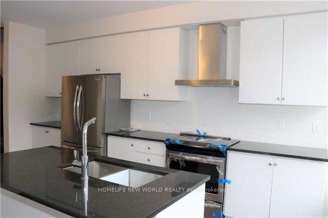 Photo 11 of 189 Salterton Circle, Vaughan, Maple — HOMEH