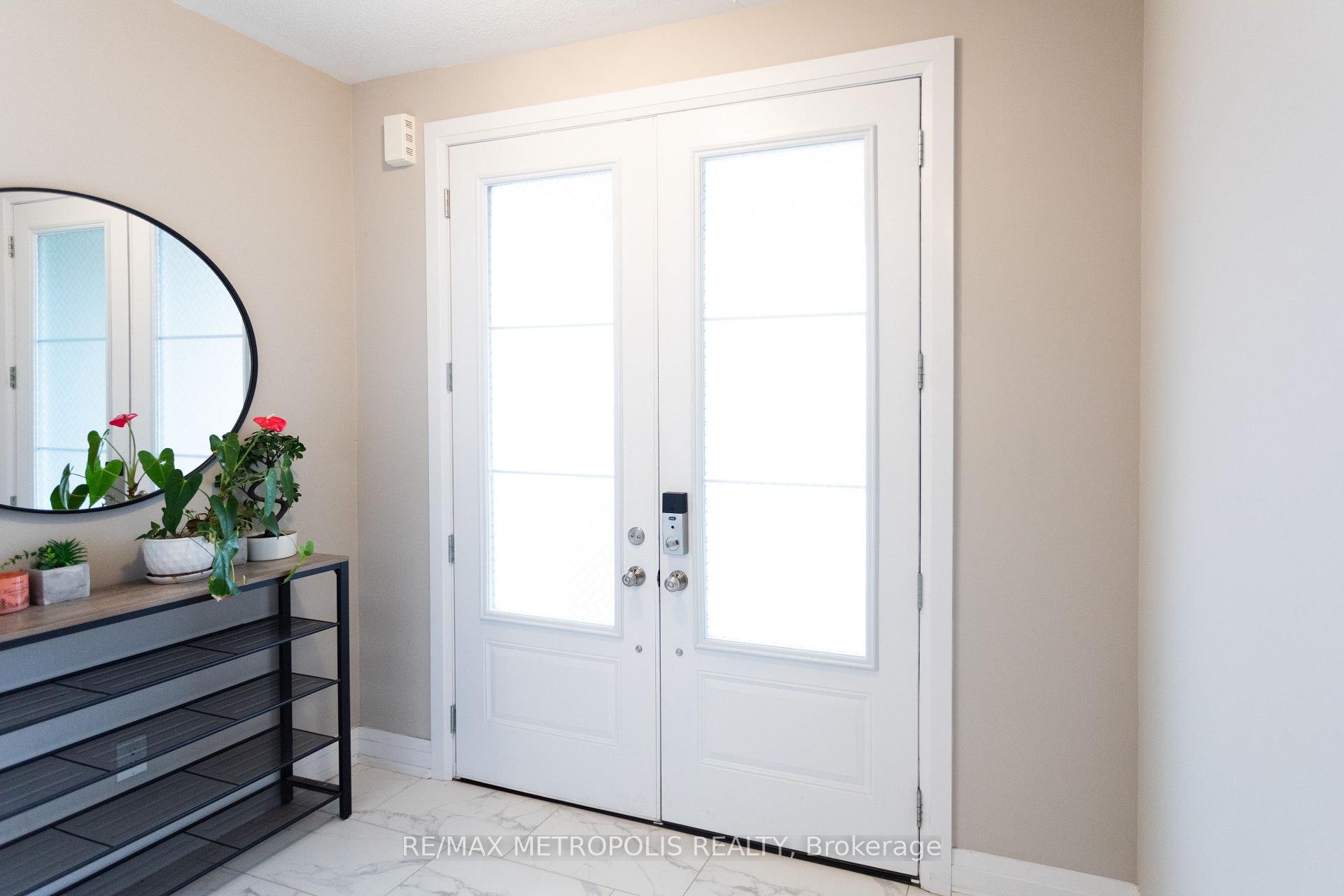 Photo 7 of 1084 Orenda Street, Pickering, Rural Pickering — HOMEH