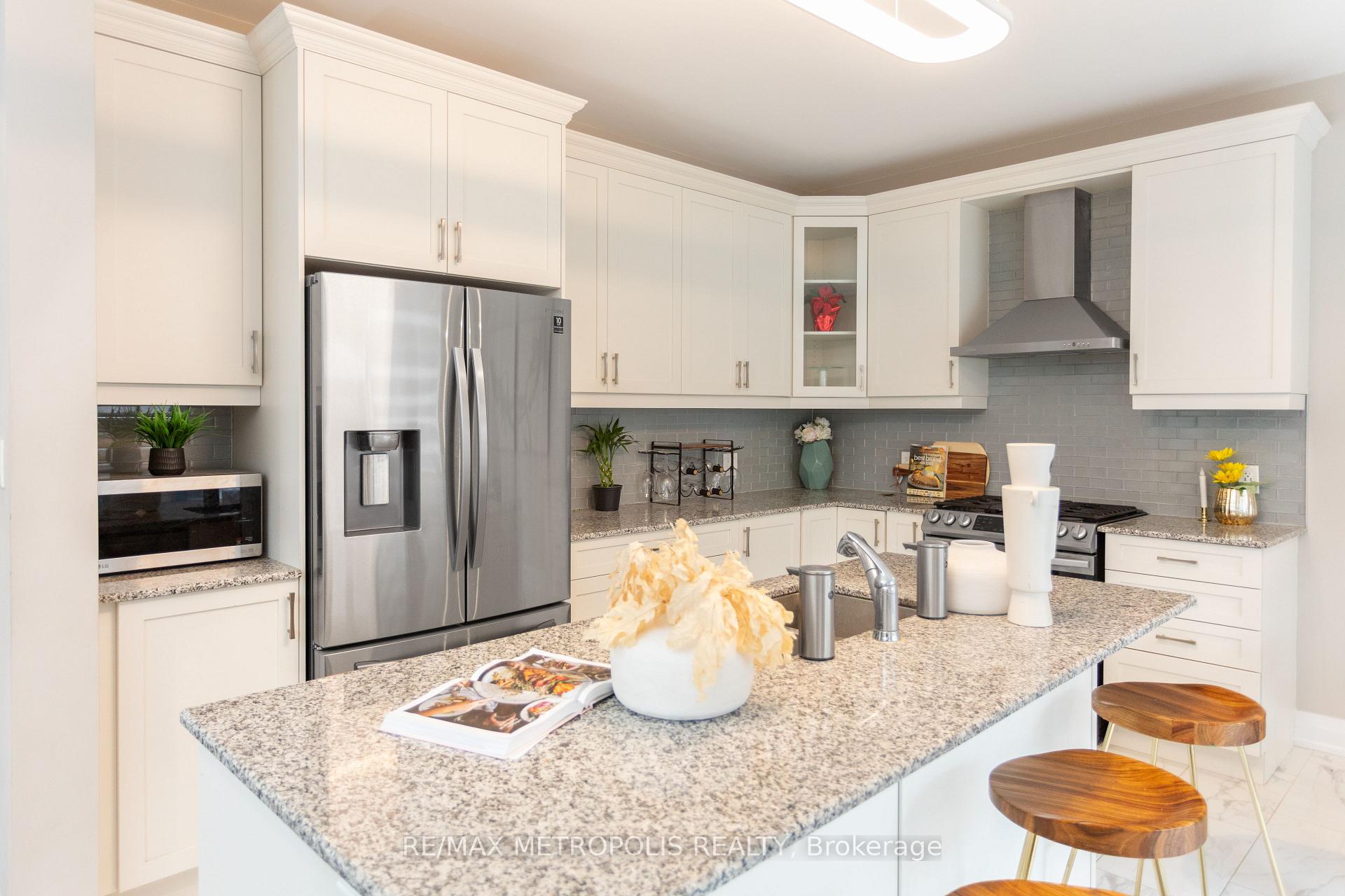 Photo 17 of 1084 Orenda Street, Pickering, Rural Pickering — HOMEH