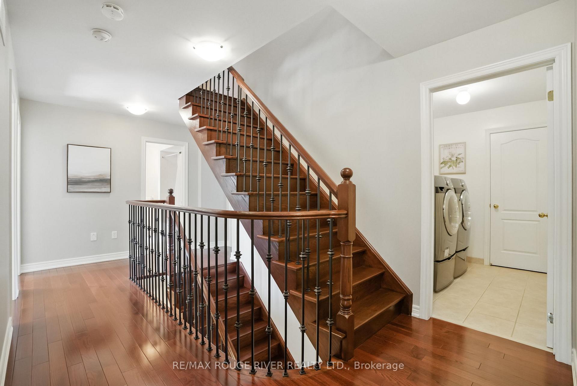 Photo 40 of 5 Bellhouse Place, Whitby, Brooklin — HOMEH