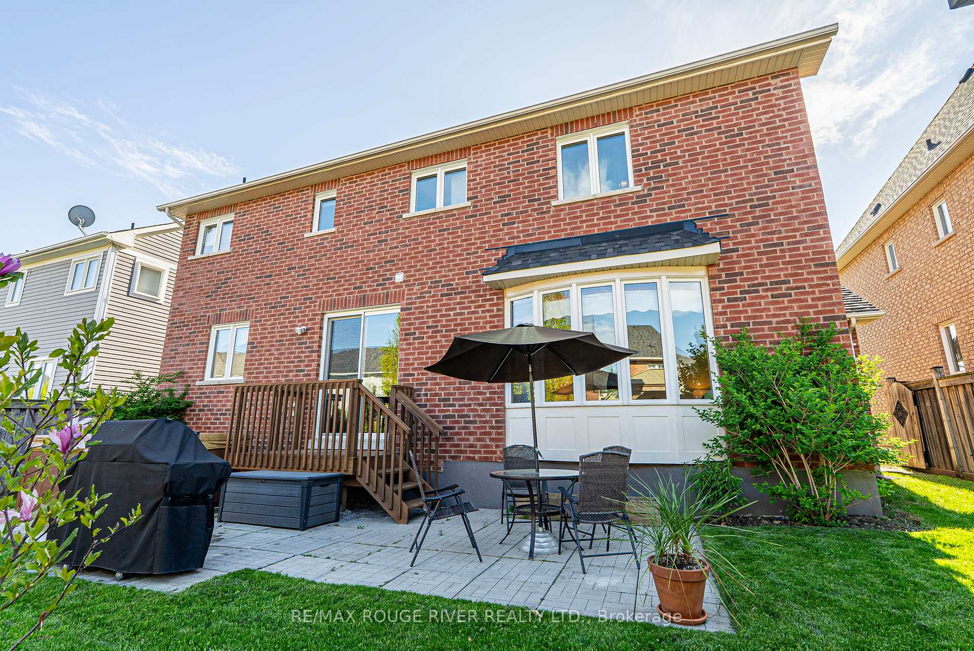 Photo 46 of 5 Bellhouse Place, Whitby, Brooklin — HOMEH