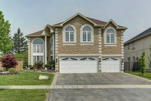 Photo 1 of 315 Flamingo Road, Vaughan, Uplands — HOMEH