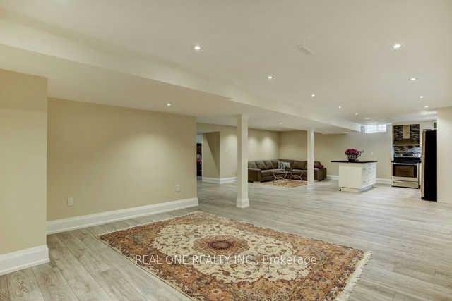 Photo 19 of 315 Flamingo Road, Vaughan, Uplands — HOMEH