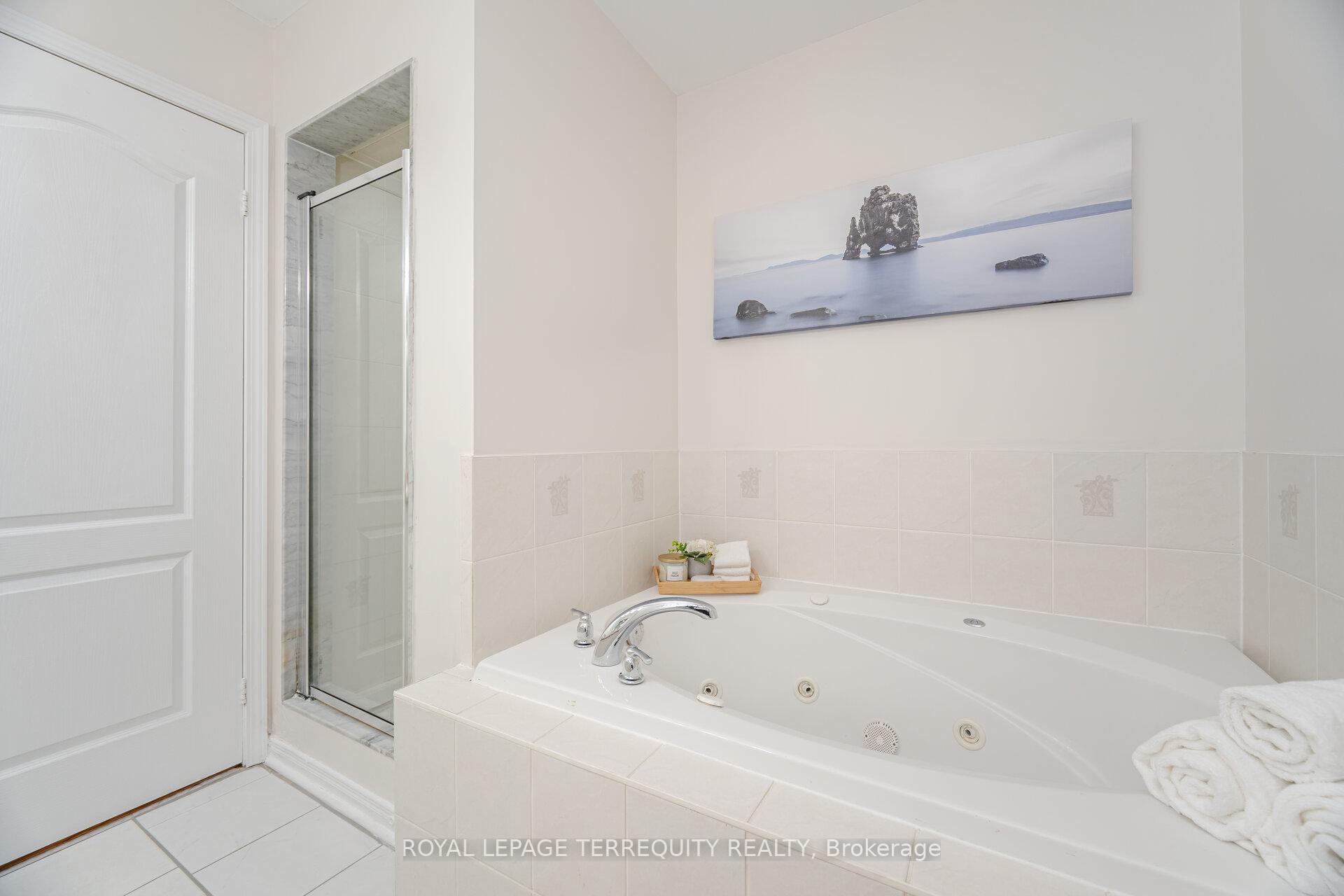 Photo 32 of 62 Robideau Place, Whitby, Pringle Creek — HOMEH