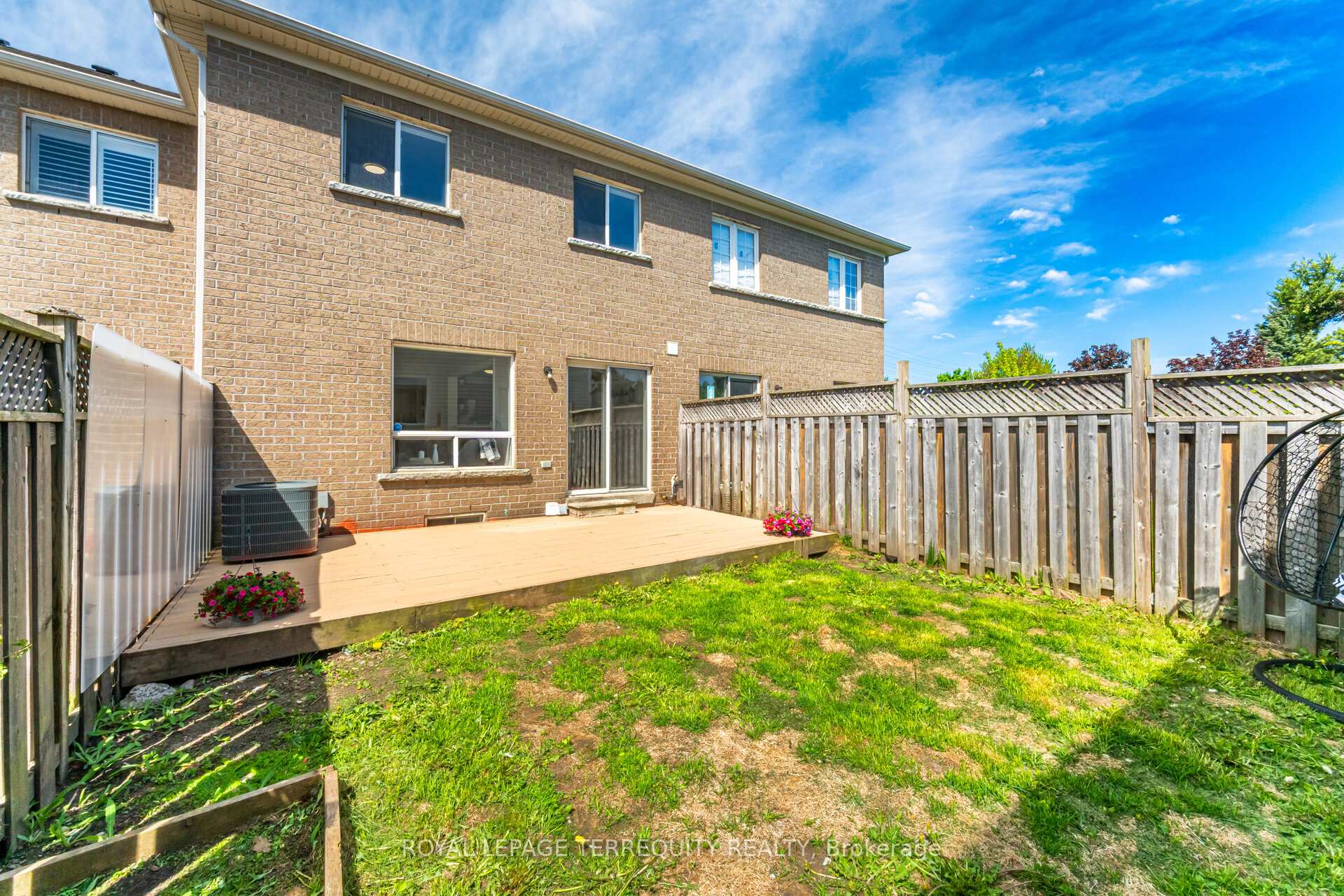 Photo 45 of 62 Robideau Place, Whitby, Pringle Creek — HOMEH