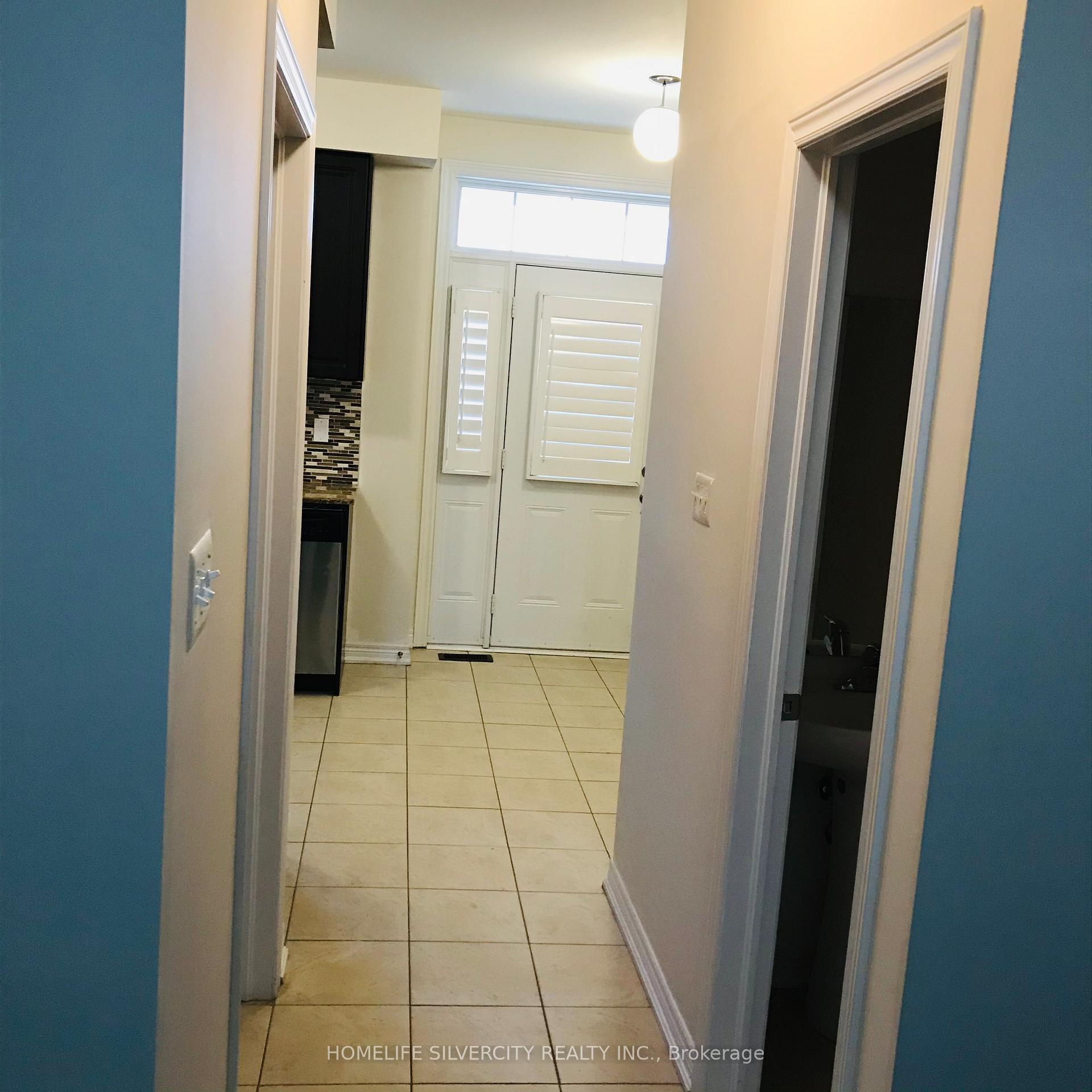 Photo 7 of Unit 9, 10 Porter Avenue W, Vaughan, West Woodbridge — HOMEH