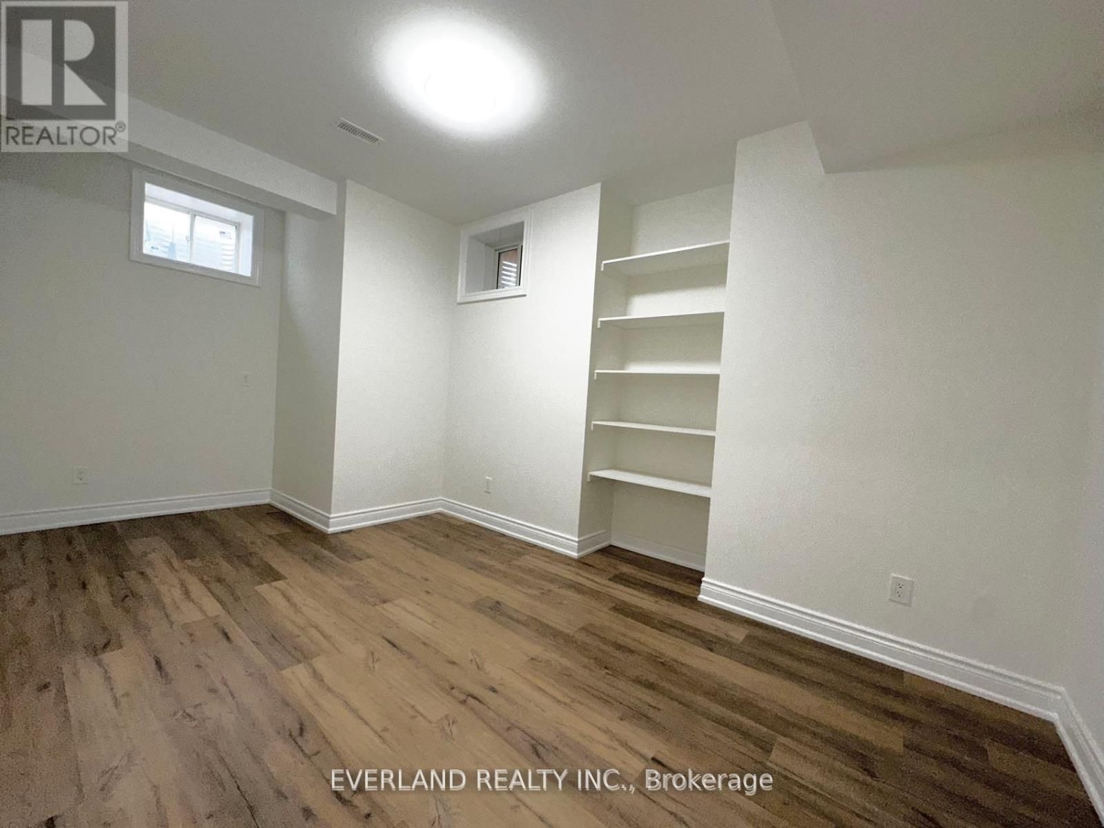 Photo 8 of Unit BM, 211 morning sparrow Drive, Vaughan, Kleinburg — HOMEH