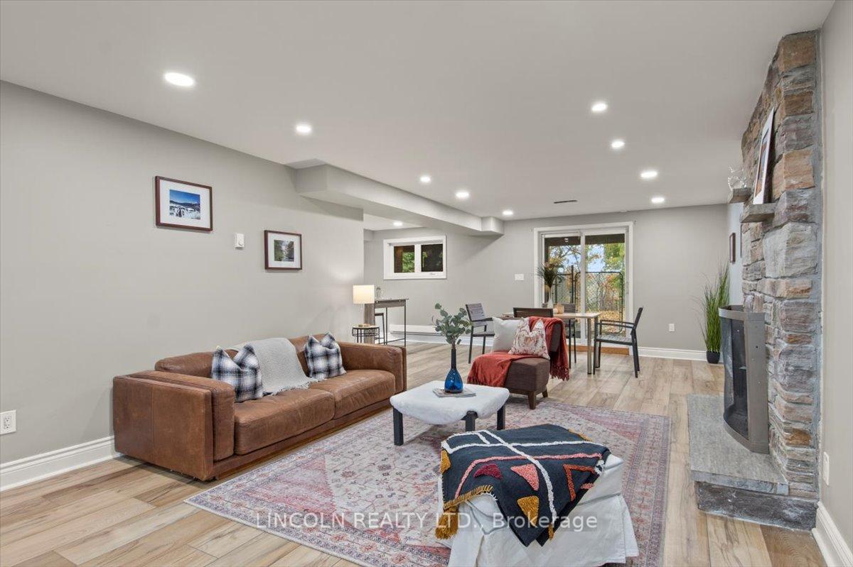 Photo 18 of 458 Rougemount Drive, Pickering, Rosebank — HOMEH