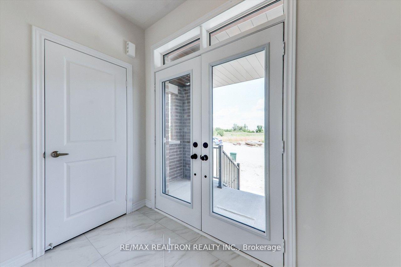 Photo 5 of 2186 Coppermine Street, Oshawa, Kedron — HOMEH