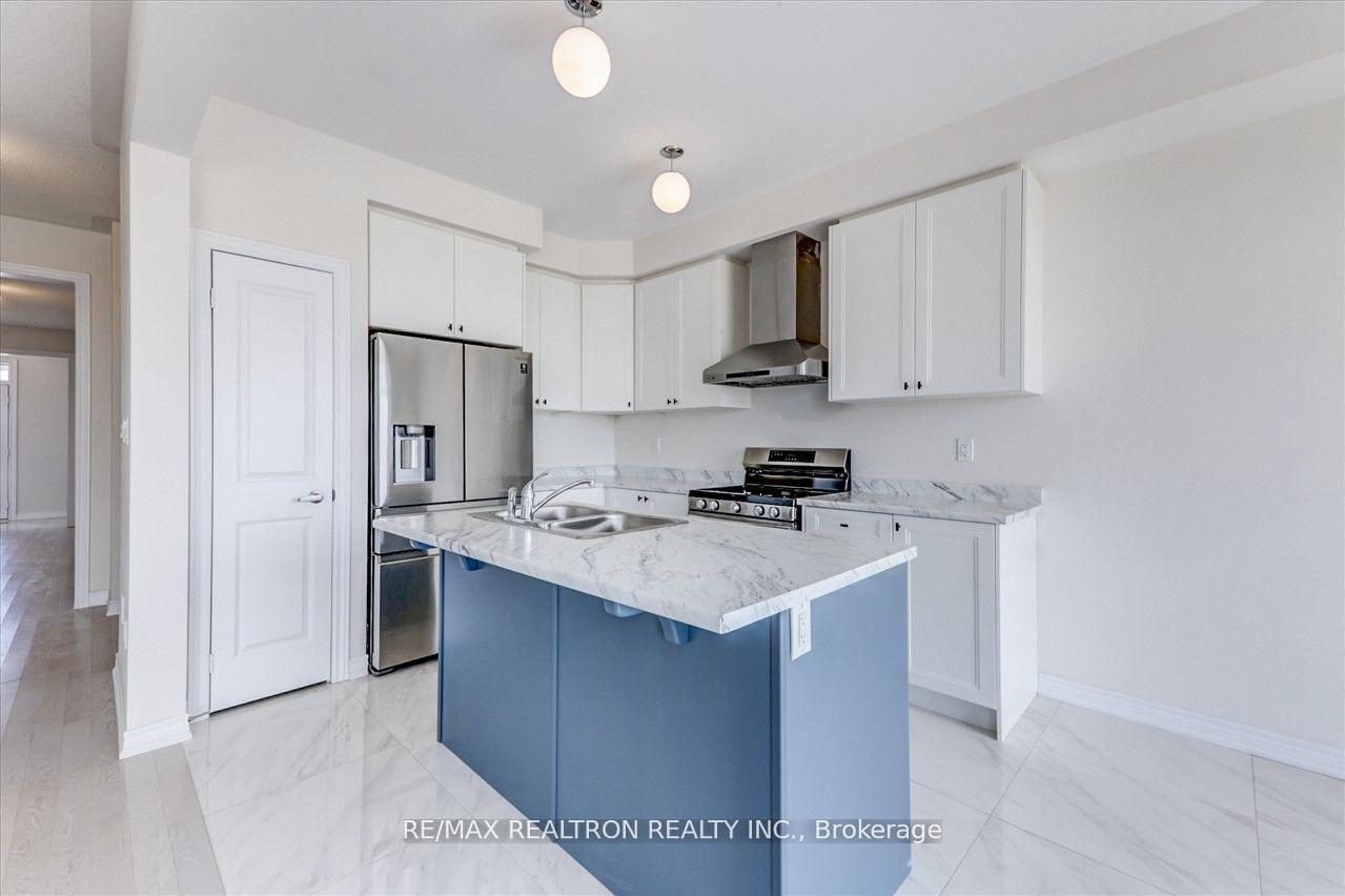 Photo 12 of 2186 Coppermine Street, Oshawa, Kedron — HOMEH