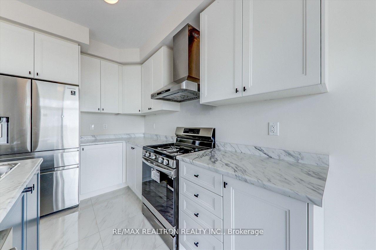 Photo 13 of 2186 Coppermine Street, Oshawa, Kedron — HOMEH