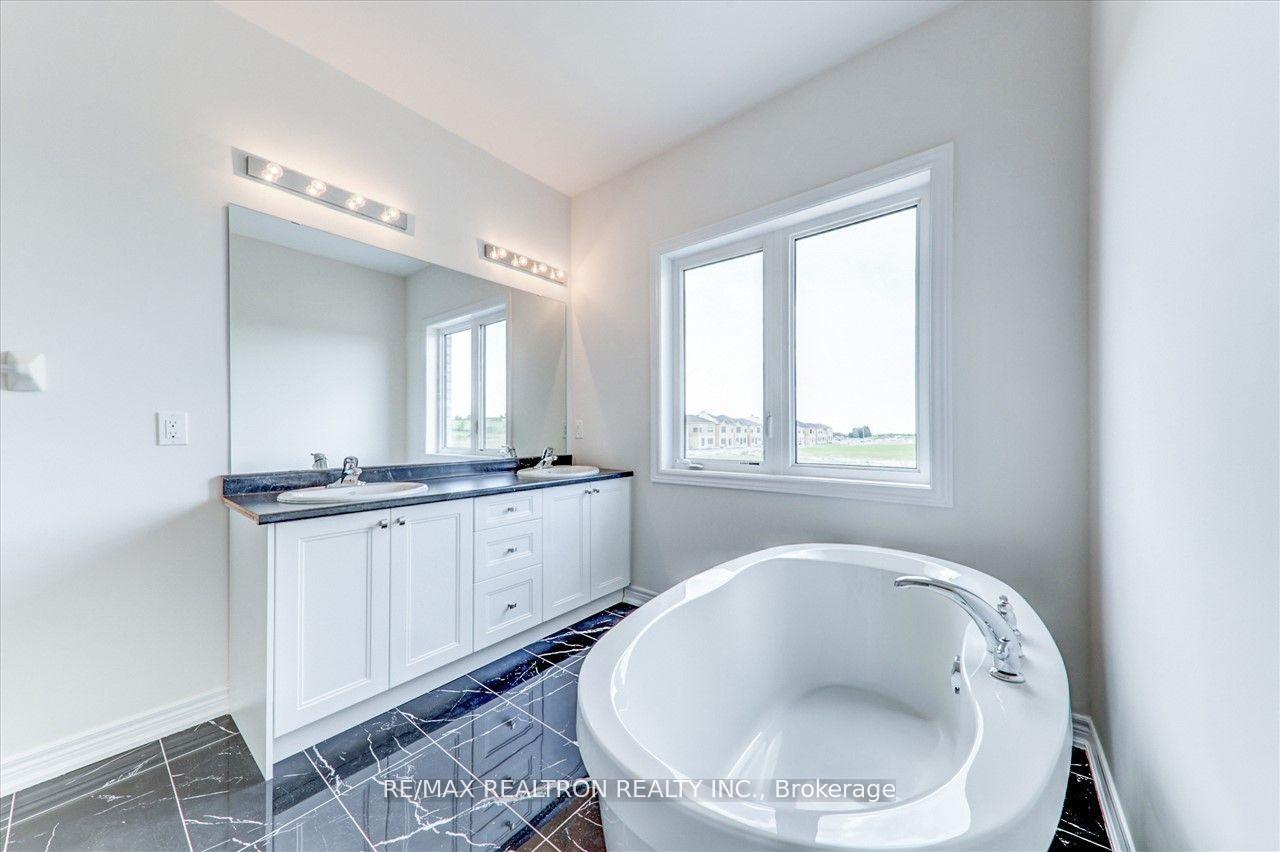 Photo 22 of 2186 Coppermine Street, Oshawa, Kedron — HOMEH