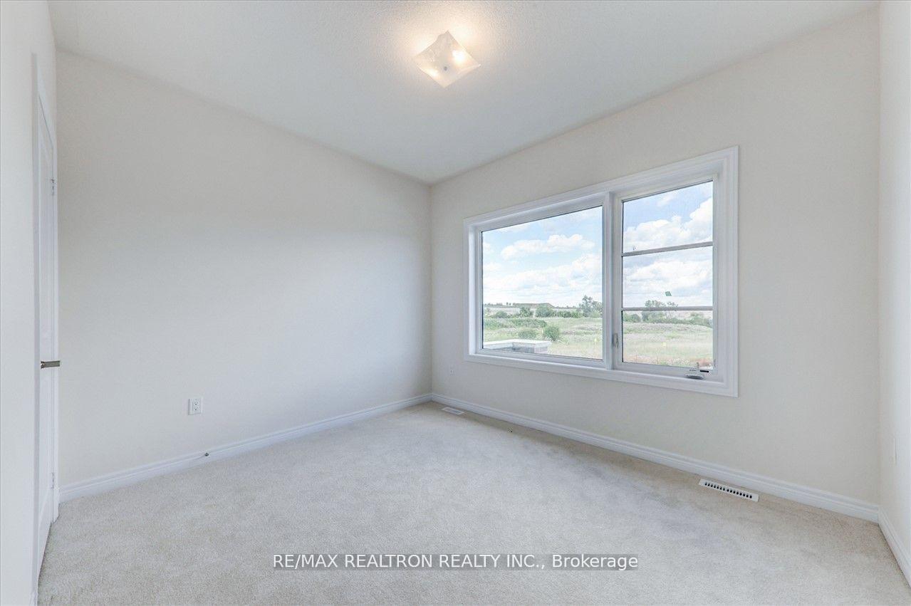 Photo 26 of 2186 Coppermine Street, Oshawa, Kedron — HOMEH
