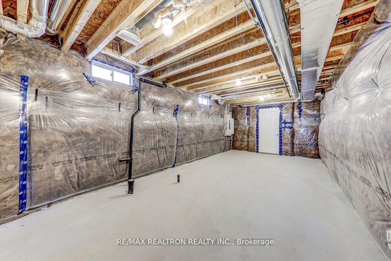 Photo 34 of 2186 Coppermine Street, Oshawa, Kedron — HOMEH