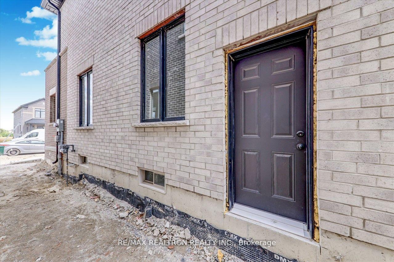 Photo 35 of 2186 Coppermine Street, Oshawa, Kedron — HOMEH