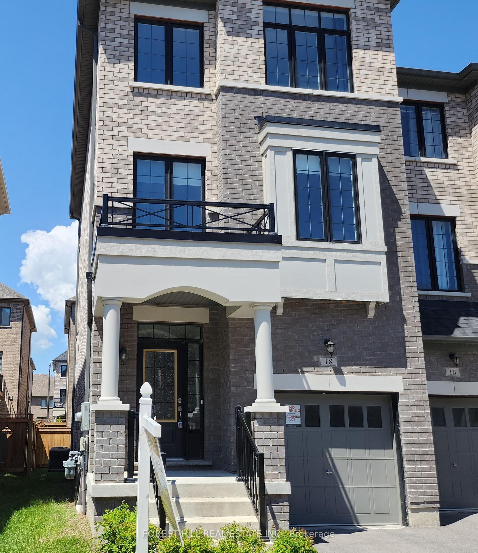 Photo 2 of 18 Kingfisher Way, Whitby, Lynde Creek — HOMEH