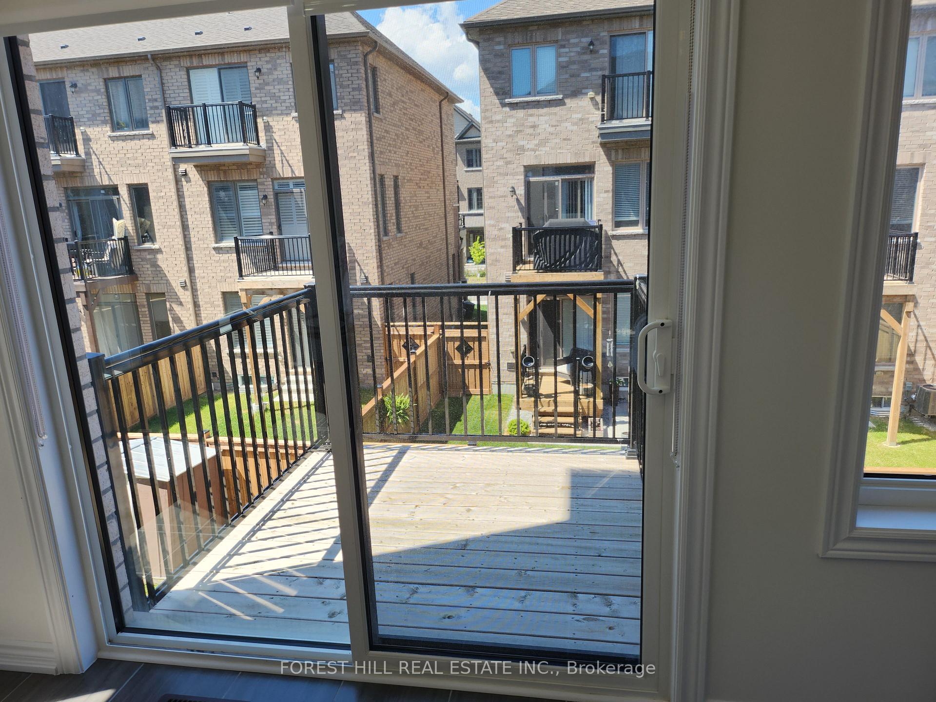 Photo 10 of 18 Kingfisher Way, Whitby, Lynde Creek — HOMEH