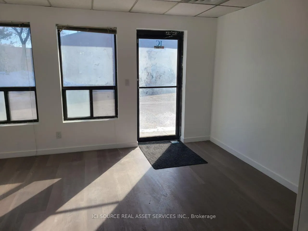 Photo 2 of Unit 1412, 250 Scarlett Rd, Toronto, Rockcliffe-Smythe — HOMEH