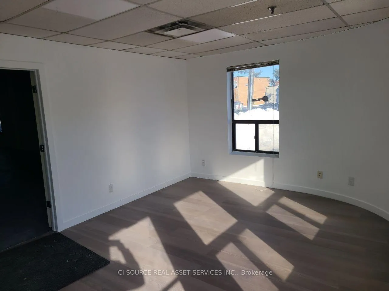 Photo 3 of Unit 1412, 250 Scarlett Rd, Toronto, Rockcliffe-Smythe — HOMEH