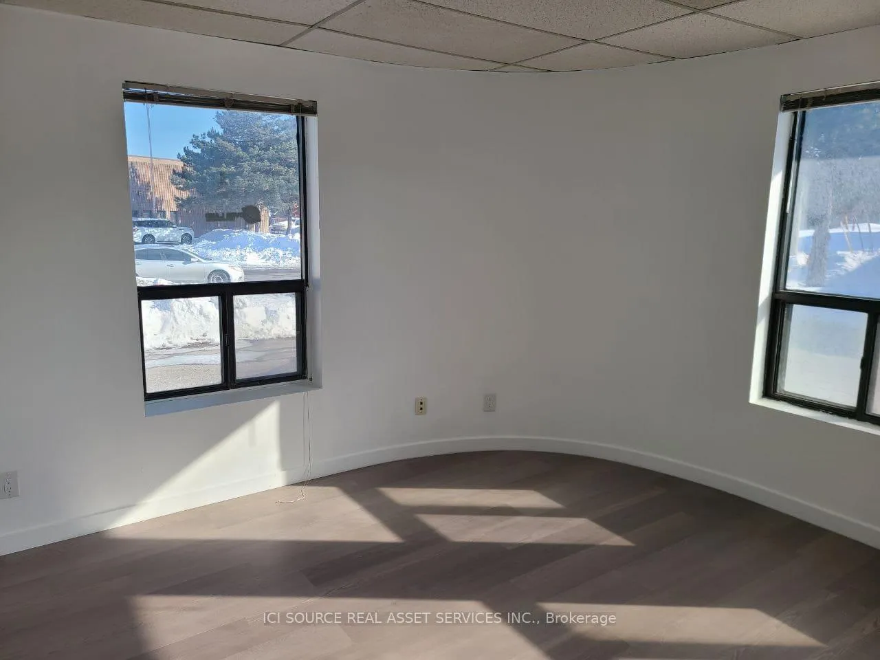 Photo 5 of Unit 1412, 250 Scarlett Rd, Toronto, Rockcliffe-Smythe — HOMEH