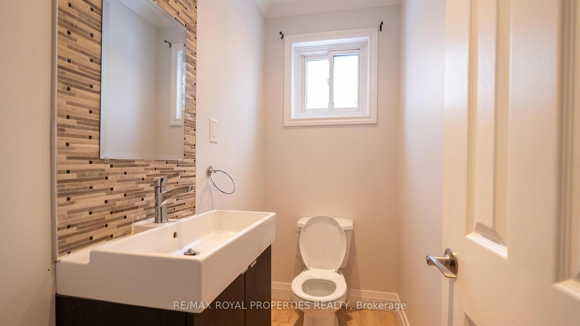 Photo 8 of 1351 Fundy Street, Oshawa, Lakeview — HOMEH