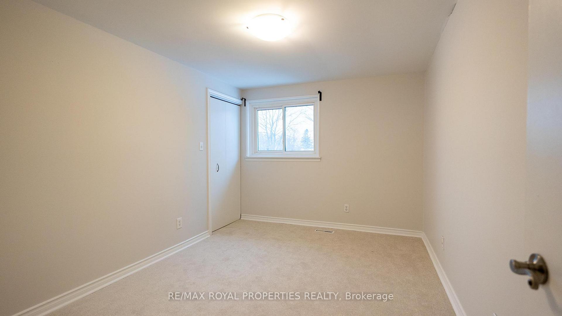 Photo 10 of 1351 Fundy Street, Oshawa, Lakeview — HOMEH