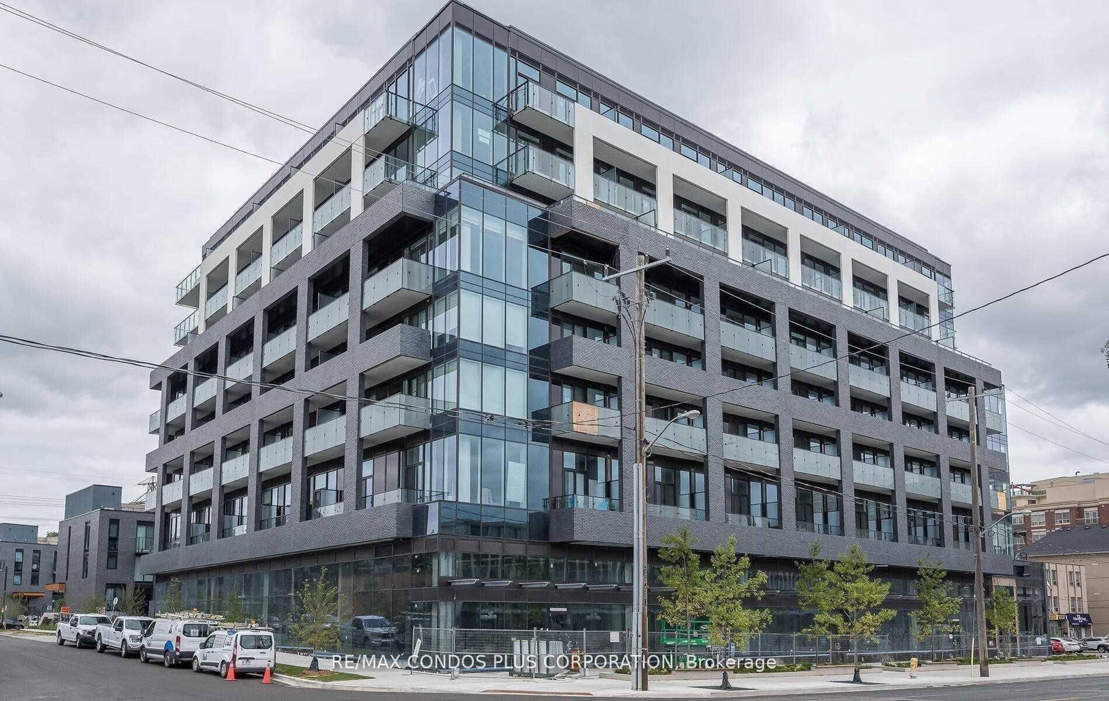 Front of Unit 314, 4208 Dundas St W
