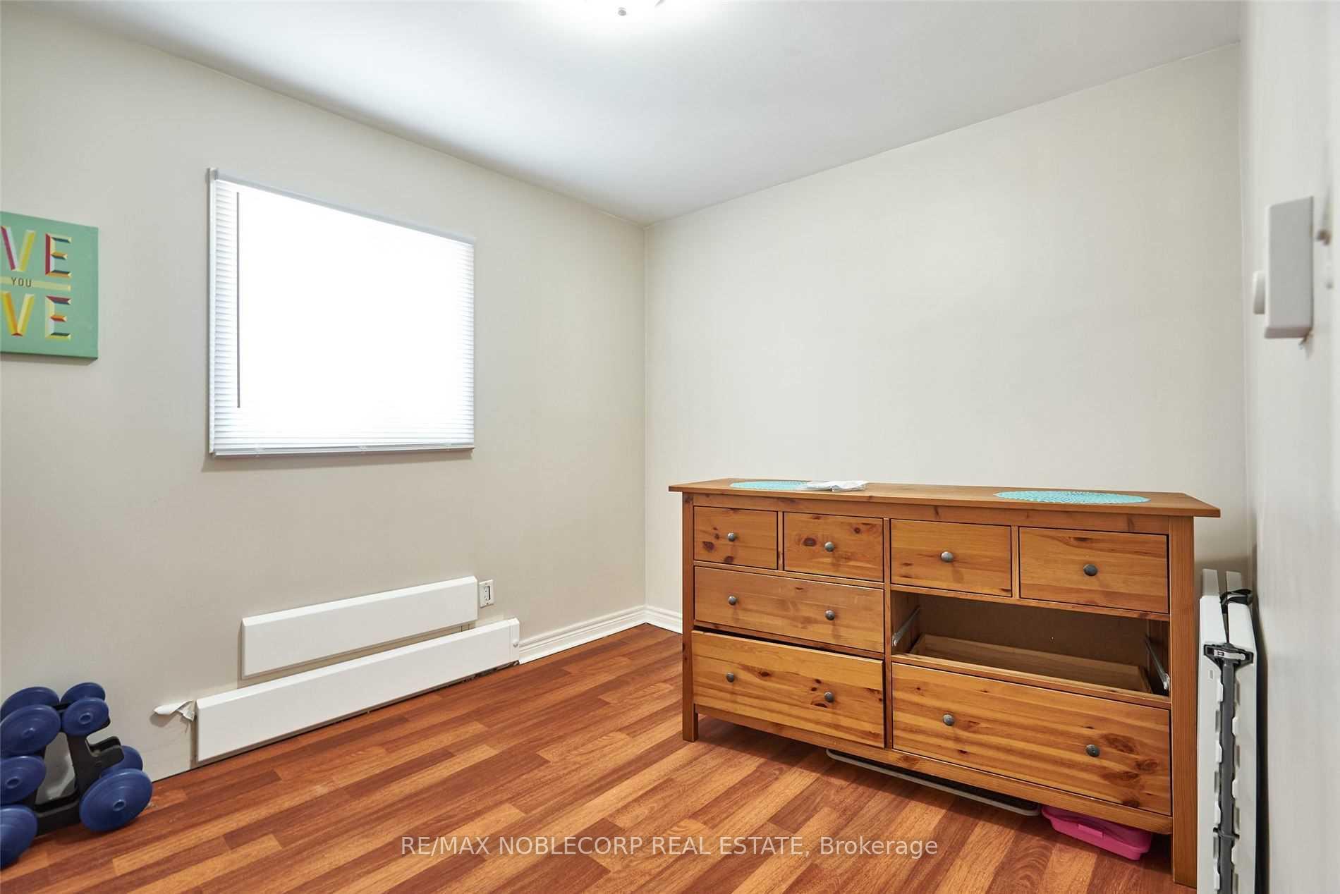 Photo 14 of Unit 6, 362 Elgin Court, Oshawa, McLaughlin — HOMEH