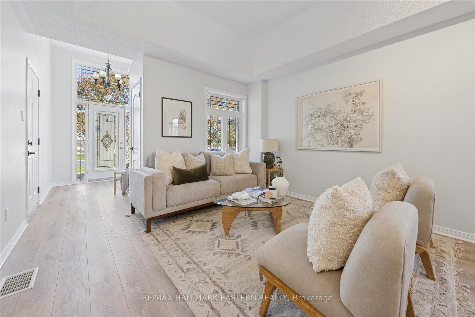 Photo 5 of 2431 Marsdale Drive, Peterborough, Ashburnham Ward 4 — HOMEH