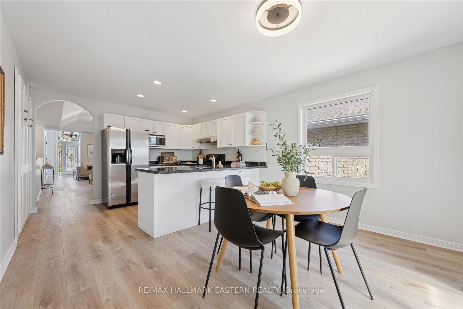 Photo 12 of 2431 Marsdale Drive, Peterborough, Ashburnham Ward 4 — HOMEH