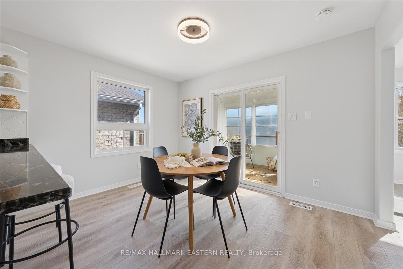 Photo 17 of 2431 Marsdale Drive, Peterborough, Ashburnham Ward 4 — HOMEH