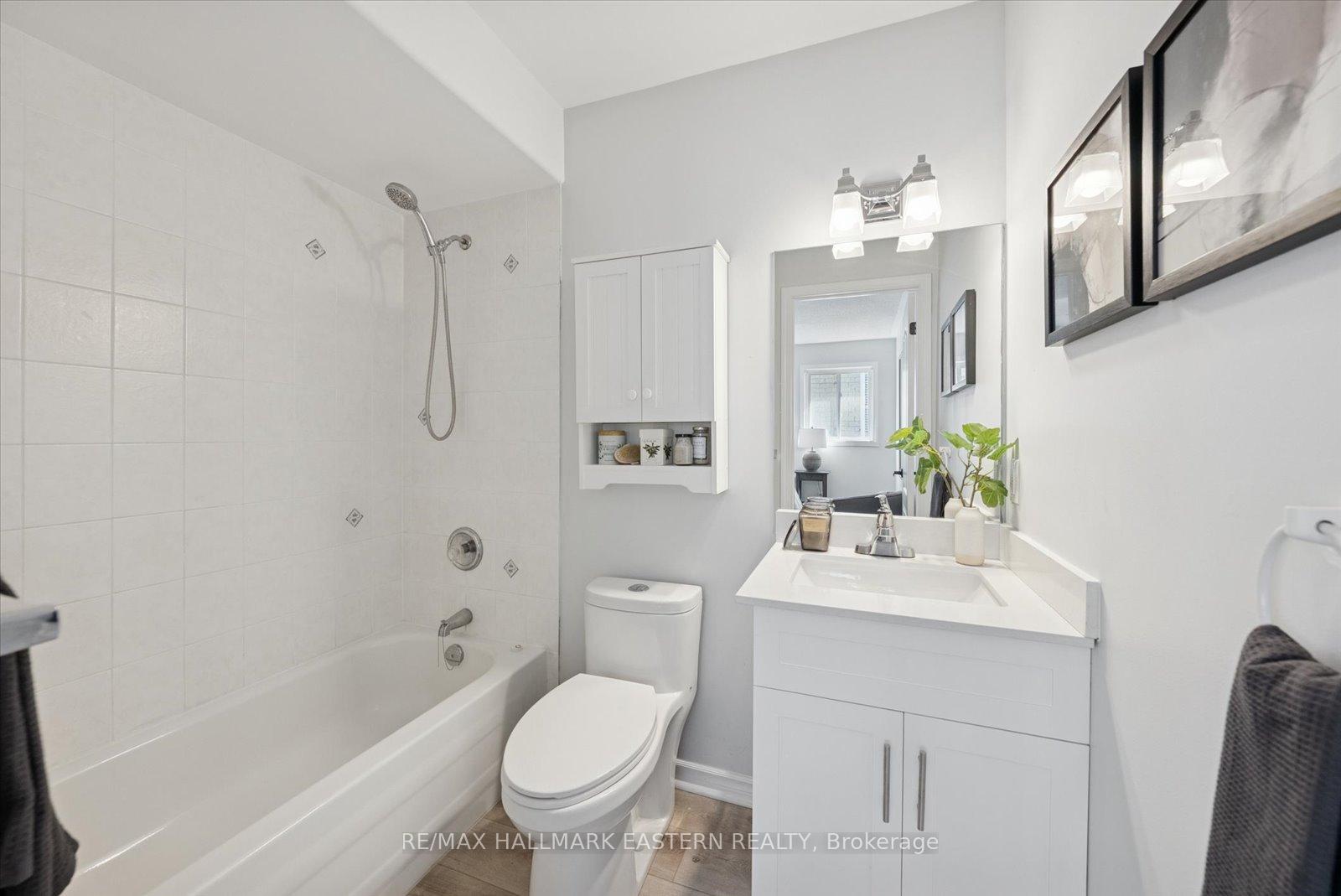 Photo 28 of 2431 Marsdale Drive, Peterborough, Ashburnham Ward 4 — HOMEH
