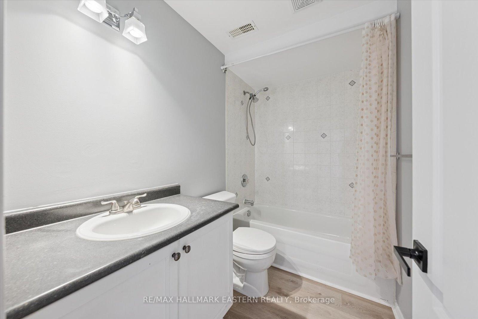 Photo 45 of 2431 Marsdale Drive, Peterborough, Ashburnham Ward 4 — HOMEH