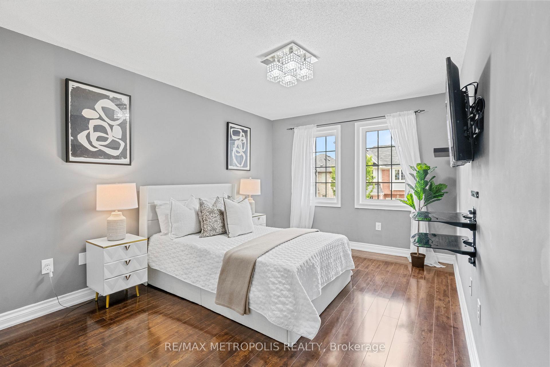Photo 27 of 26 Kinrade Crescent, Ajax, Central East — HOMEH