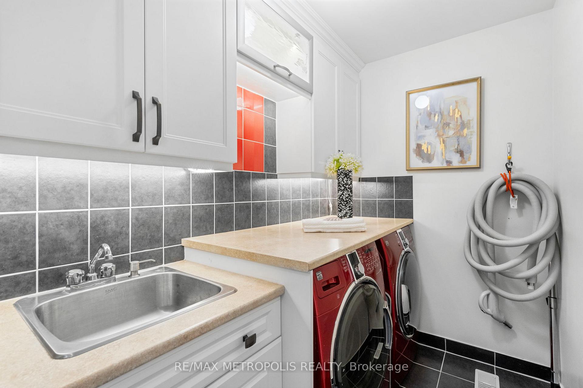 Photo 32 of 26 Kinrade Crescent, Ajax, Central East — HOMEH