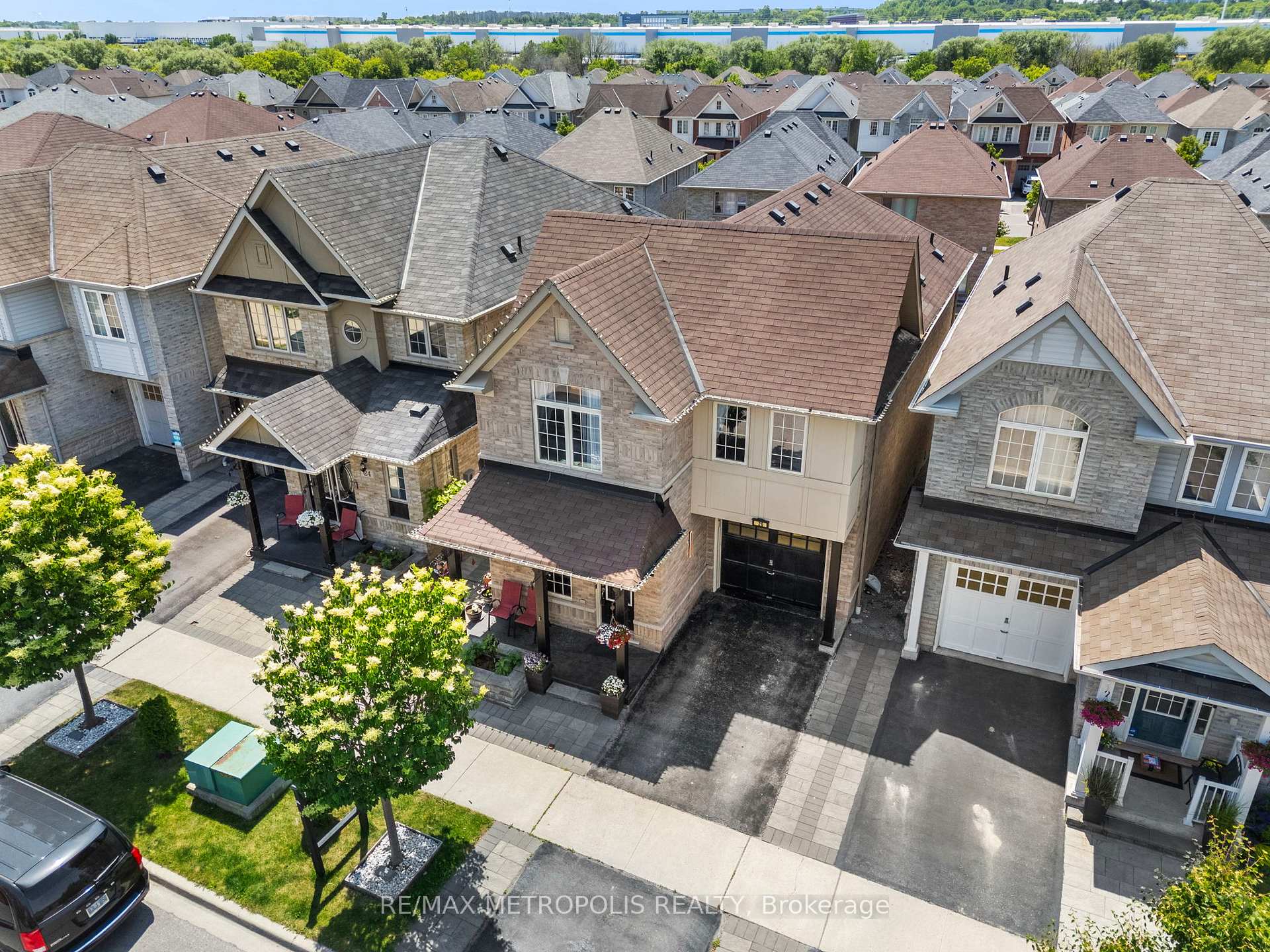 Photo 35 of 26 Kinrade Crescent, Ajax, Central East — HOMEH