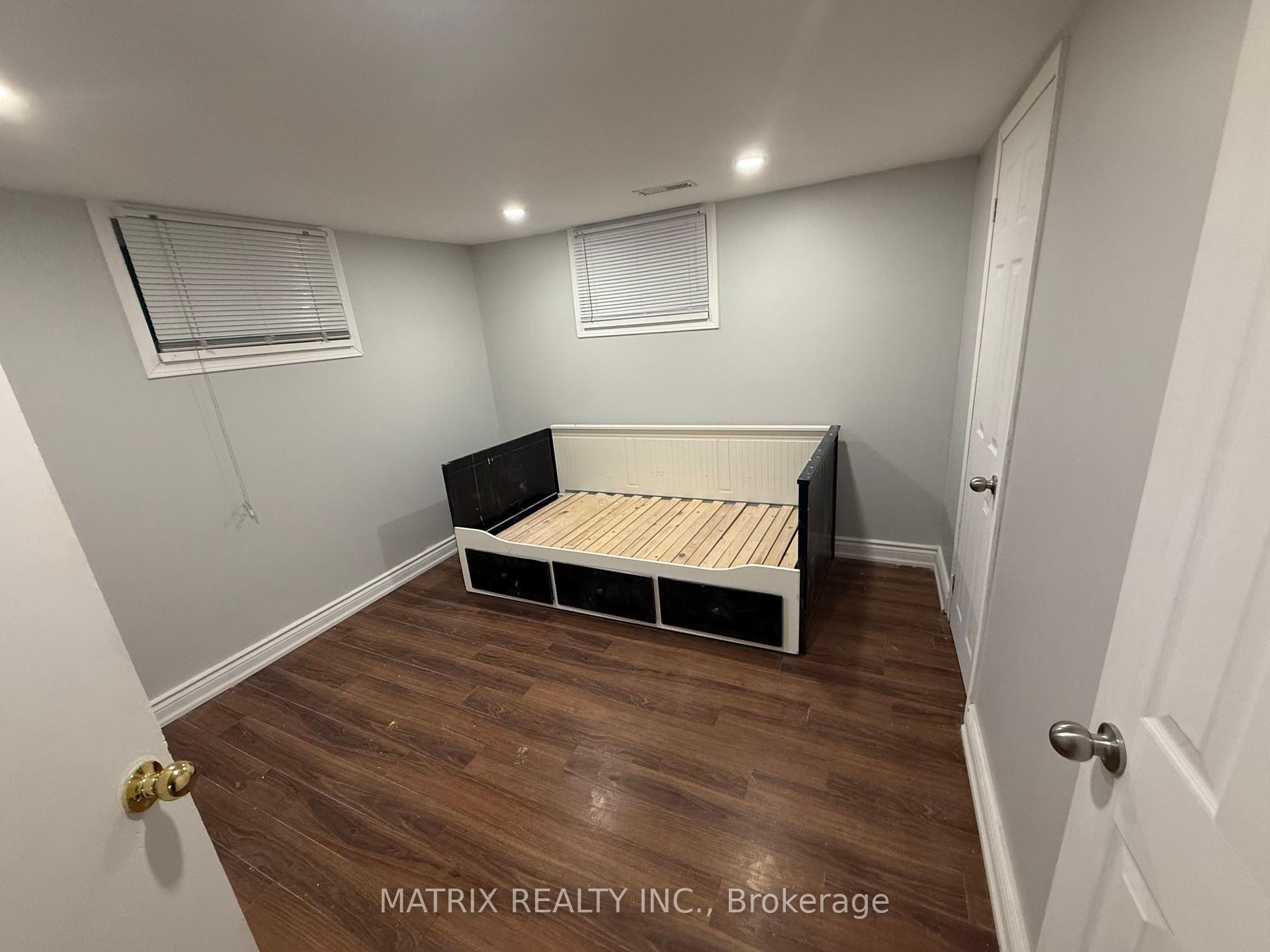 Photo 10 of 652 Olive Avenue, Oshawa, Donevan — HOMEH
