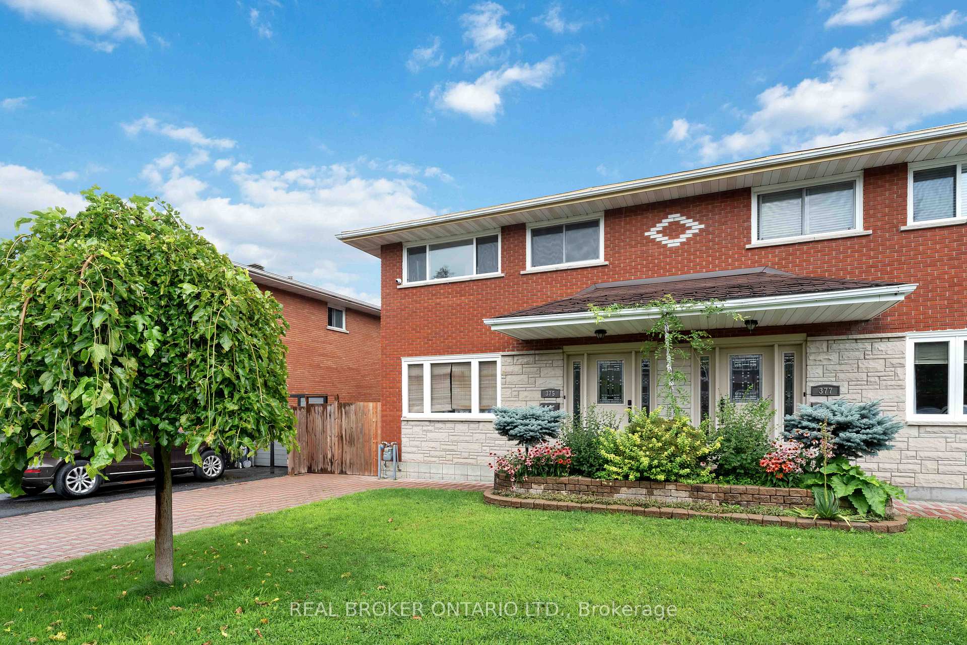 Photo 5 of 375 Zephyr Avenue, Ottawa, Britannia — HOMEH