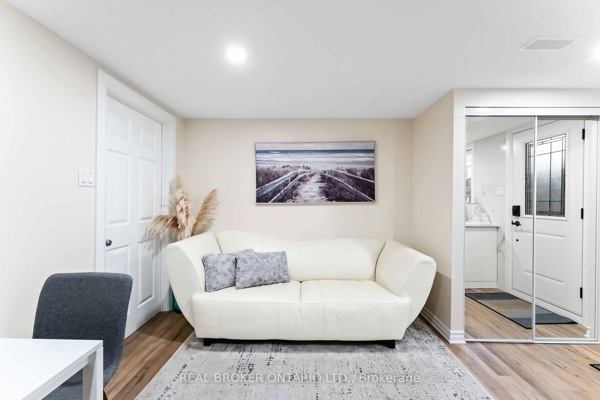 Photo 9 of 375 Zephyr Avenue, Ottawa, Britannia — HOMEH