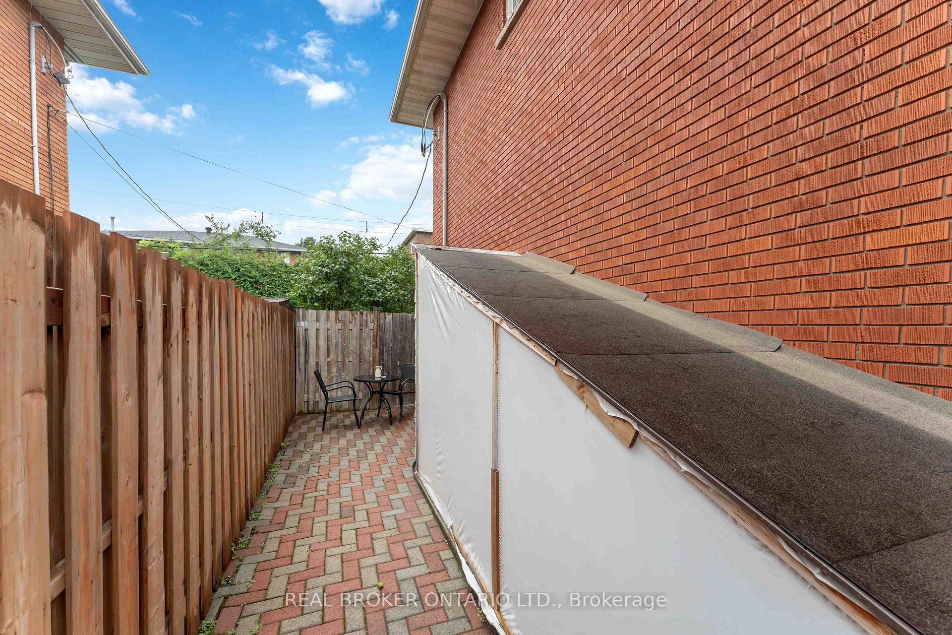 Photo 21 of 375 Zephyr Avenue, Ottawa, Britannia — HOMEH